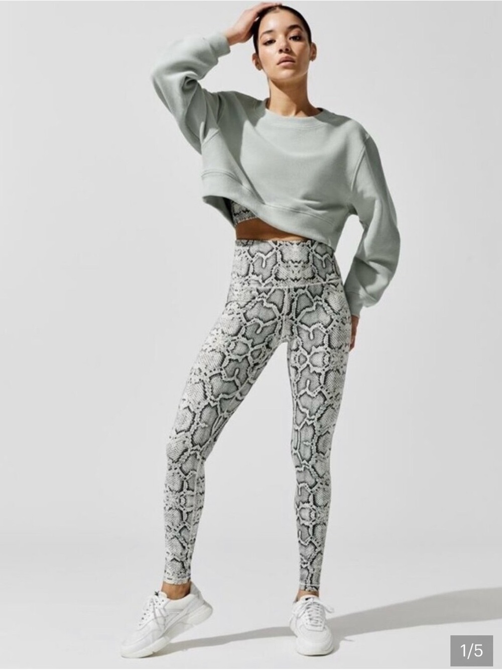 VARLEY
Color: Grey Mint Albata 2.0 Sweater in Gr